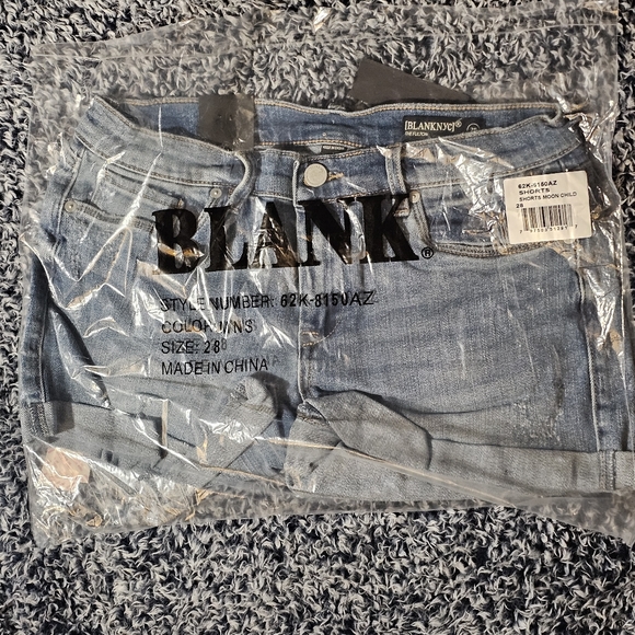 NEW Blank NYC The Fulton Roll up Short in Moon Child size 28 - Picture 4 of 10